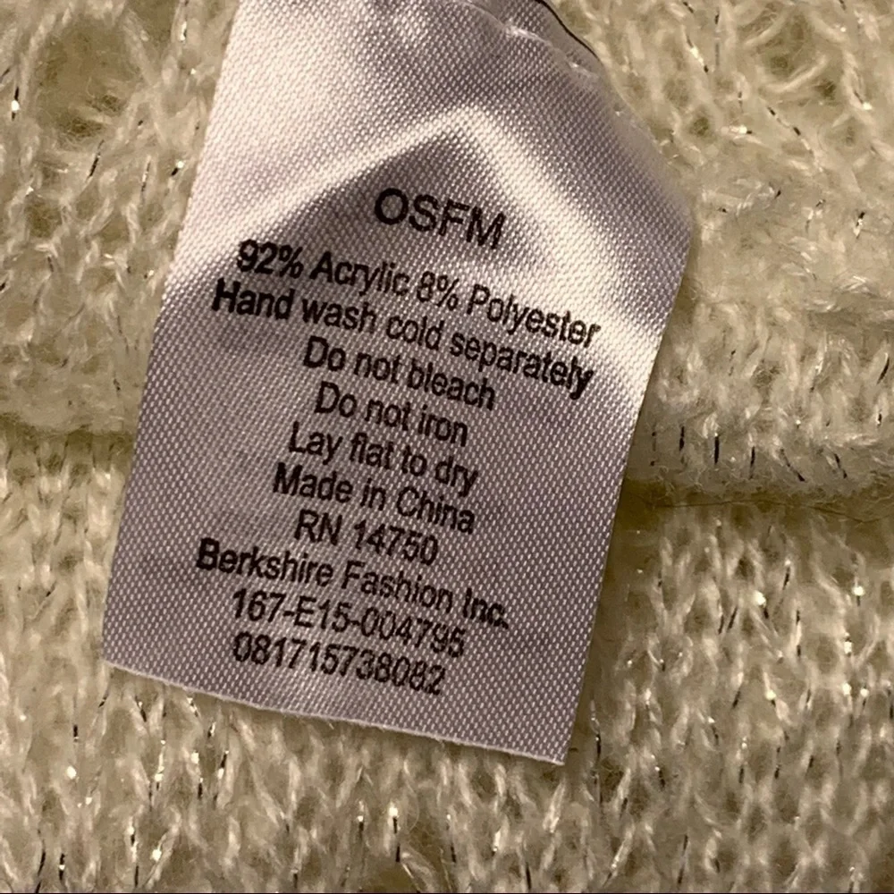 Infinity Scarf Off-White/Cream Shimmer Thread Knit Women's 38